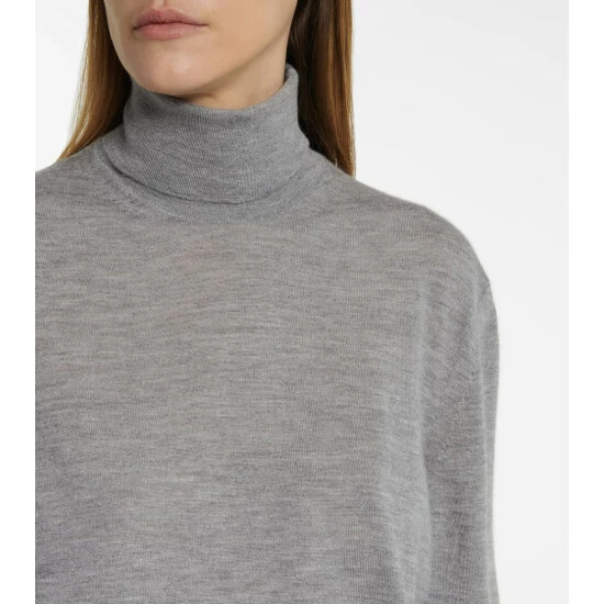 The Row Lamberth Cashmere Turtleneck Sweater - Image 4
